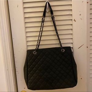 Forever21 Black Quilted Handbag